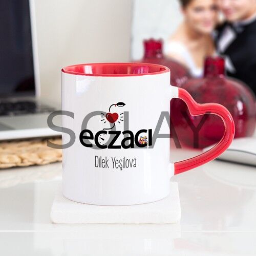 Kişiye Özel Eczacı Kalpli Kupa Bardak - Kırmızı